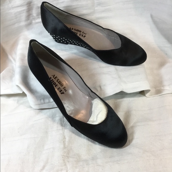 Shoe Biz jeweled wedges, size 6B, - Picture 2 of 4